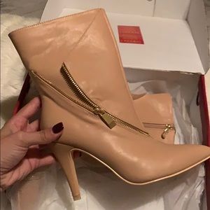 Re addy for fall?  Tan ankle bootie